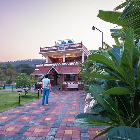 Vibe Meadows Villa With Private Swimming Pool Near Kashid Beach מראה חיצוני תמונה