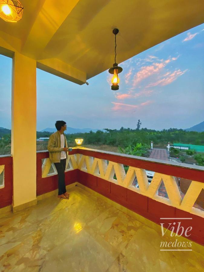 Vibe Meadows Villa With Private Swimming Pool Near Kashid Beach מראה חיצוני תמונה