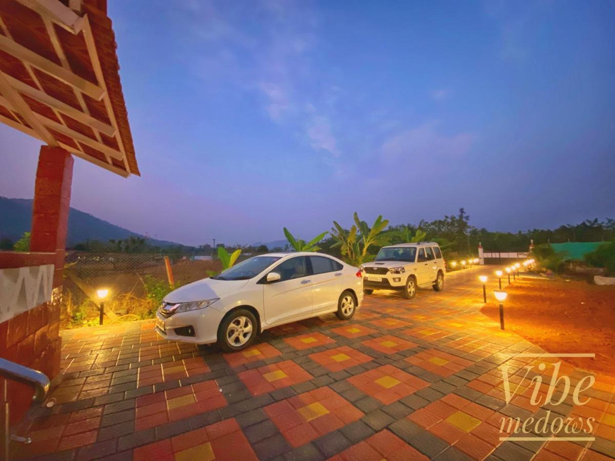 Vibe Meadows Villa With Private Swimming Pool Near Kashid Beach מראה חיצוני תמונה