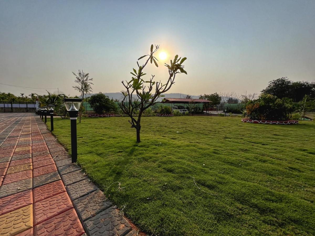 Vibe Meadows Villa With Private Swimming Pool Near Kashid Beach מראה חיצוני תמונה